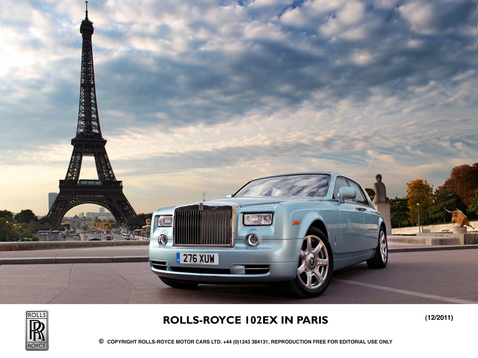The Rolls-Royce 102EX in front of the Eiffel Tower in Paris