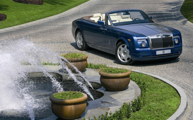 rolls-royce-phantom-drophead-coupe